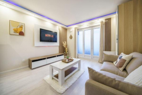 Studio neuf cosy, Cinema Room, moderne avec Fibre, Gare RER C